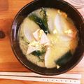 ＊ＡＫＯＲＩ＊'s cooksnap of when they made 大根とハム・ワカメ・卵の味噌汁.