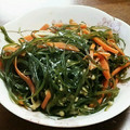 ayapuuu's cooksnap of when they made 刻み昆布人参えのきの炒めもの.