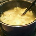 ぽむち。♪'s cooksnap of when they made 子供大好き♪カニカマと玉子の中華スープ.