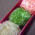 nosso's cooksnap of when they made 行楽弁当にも♪三色団子風おにぎり.