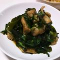ふか谷's cooksnap of when they made (ワカメとニラで)鶏肉の緑まみれ.