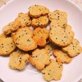 めがねロック's cooksnap of when they made おからパウダーで☆サクサク胡麻クッキー♪.