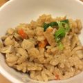 gomaneko's cooksnap of when they made 細か～く刻んで✿舞茸の炊き込みご飯.
