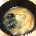 take♪aki♪'s cooksnap of when they made 大根・生わかめ・油揚げ・練り物の味噌汁.