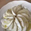 Yokchina's cooksnap of when they made 梨とモツァレラチーズのカプレーゼ.