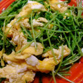 わたるんママ's cooksnap of when they made 卵と豆苗炒め.
