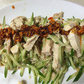 ひろ1143's cooksnap of when they made 簡単☆胸肉ときゅうりの棒棒鶏風サラダ.