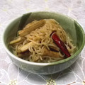 ＠迷子＠'s cooksnap of when they made ごぼうと白滝（蒟蒻）のピリ辛煮.