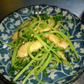 豆と麦's cooksnap of when they made 豆苗と油揚げの和風いため.