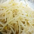 純国産桃's cooksnap of when they made 簡単時短混ぜるだけ！絶品もやしのおつまみ.