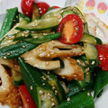 riea1130's cooksnap of when they made トマトとオクラと胡瓜の胡麻和えサラダ.