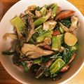 yone_emi's cooksnap of when they made 10分で完成！舞茸と小松菜のマヨ炒め.