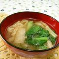 赤い電話's cooksnap of when they made 色のあせない小松菜のみそ汁♪.