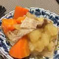 クックQU6MAT☆'s cooksnap of when they made ル・クルーゼ肉じゃが.