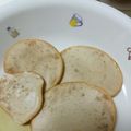 ☆ゆきたろう☆☆'s cooksnap of when they made 離乳食〜牛乳ときな粉のパンケーキ.