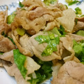 しんにし's cooksnap of when they made 大根の葉と豚こまのにんにく炒め☆.