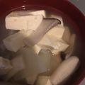 amy108's cooksnap of when they made 簡単！和食♪大根と豆腐、湯葉のお吸い物.