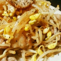 ladyamo's cooksnap of when they made 子供も大好き！簡単我が家の豚もやし炒め♪.