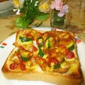 みるきー猫ちゃん's cooksnap of when they made 胡瓜×ウィンナーの塩レモンカレートースト.