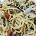 椿0307's cooksnap of when they made ピーマンと椎茸で塩焼きそば♪半人前.