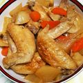 70minto's cooksnap of when they made 鶏手羽先と大根の味噌煮込み♪.