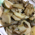 ちゃんこまんさん's cooksnap of when they made 里芋・玉ねぎ・シメジのオイスター炒め.