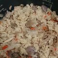 ともとも会ともこ's cooksnap of when they made 白だしで簡単♡男子が好む炊き込みごはん.