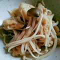 ＊ｋａｎｉ＊'s cooksnap of when they made 簡単　たっぷりキノコと油揚げの旨煮.
