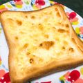 Hrnzm's cooksnap of when they made こんがりとろっ！チーズシュガートースト.