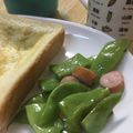mantacarp's cooksnap of when they made ジャンボインゲンとソーセージの塩炒め.