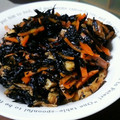 まい0202's cooksnap of when they made ひじきと揚げの煮物.