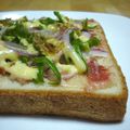 doiko's cooksnap of when they made ピーマンとオニオンの梅マヨトースト☆.
