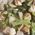 nari-na's cooksnap of when they made ☆大根の葉入り大根と鶏肉のオイマヨ炒め☆.