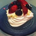 aaaayumi12's cooksnap of when they made オーストラリアのパブロバ（メレンゲ菓子）.