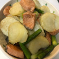 きぞぅ。's cooksnap of when they made 鮭とじゃが芋とアスパラのバター炒め.