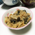 クック6HE7WD☆'s cooksnap of when they made 簡単！きのこの炊き込みご飯.