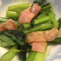 ＊kanakana＊'s cooksnap of when they made 小松菜とベーコンのバター醤油炒め.