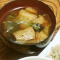 りんご華☆1219's cooksnap of when they made 白菜・わかめ・あげのみそ汁.