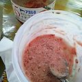ユーロン's cooksnap of when they made ジャムで簡単♪苺ミルククリーム.