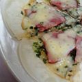 ｍａｋｉｃｈａｎ's cooksnap of when they made 山盛りねぎのマヨピザ★餃子皮バージョン.
