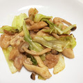 きえこ's cooksnap of when they made ☆簡単！鶏皮でキャベツ炒め☆.