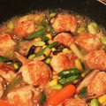 ame-ikuru's cooksnap of when they made 鶏だんごと野菜の中華炒め.