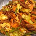 花花里's cooksnap of when they made 牛こてっちゃんで基本の野菜炒め.