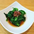 まめ＊＊＊＊'s cooksnap of when they made 春菊のさっぱり旨☆おひたし.
