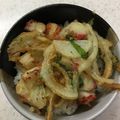 HIAYU's cooksnap of when they made 野菜もいっぱい大満足！かまぼこかき揚げ丼.