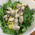 桃的美しき日々's cooksnap of when they made 牡蠣と春菊の塩こうじ柚子マリネ.