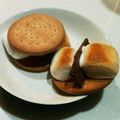 moca382's cooksnap of when they made 簡単！スモア（焼きマシュマロサンド）.