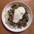 松っつ's cooksnap of when they made 簡単ガパオライス☆ナンプラーなし.