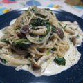 ジョンリークッカー's cooksnap of when they made ほうれん草としめじのクリームスパゲティ.