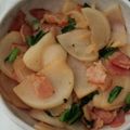 たくわんこ's cooksnap of when they made かぶとかぶ菜のベーコンガーリック炒め.